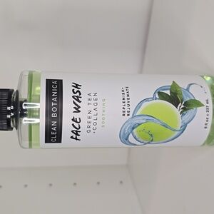 Green Tea & Collagen Face Wash